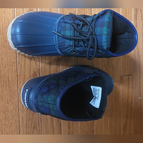 St. John's Bay Women's Size 8M Denton Rain Boots Navy Blue Green Plaid Duck NWOT - Picture 2 of 4